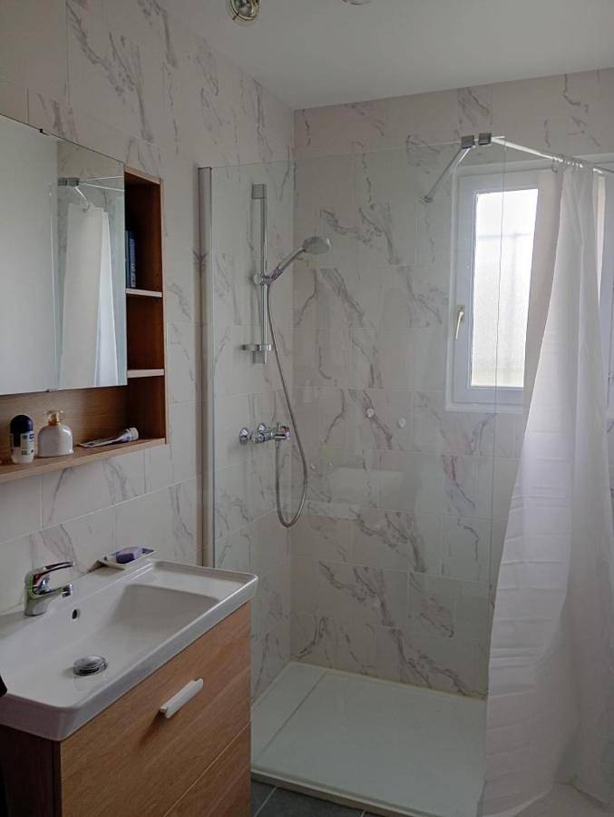 Location de vacances pour 6 personnes, avec jardin à Marigné-Laillé - 3