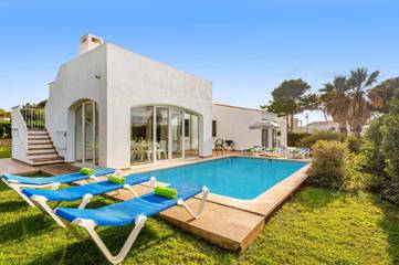 Villa in Sant Lluís, Menorcas Küste für 6 