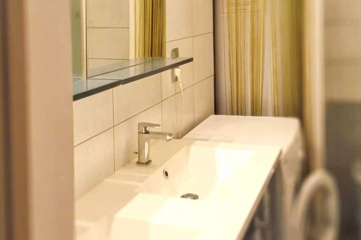 Gîte pour 6 personnes, avec jardin à Fontrabiouse - 3