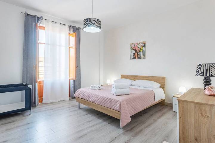 Apartamento de vacaciones para 5 personas, con balcón, Se admiten mascotas - 1
