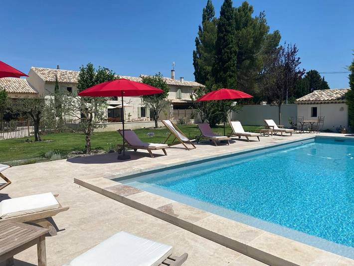 Casa de vacaciones para 4 personas, con vistas y jardín además de piscina y terraza - 1