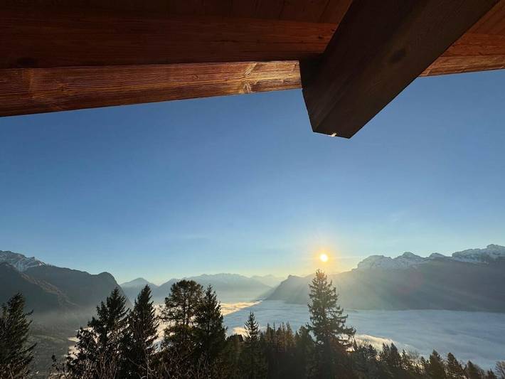 Hütte in Triesenberg mit Schwimmbecken in Triesenberg, Rätikon Gebirgsgruppe