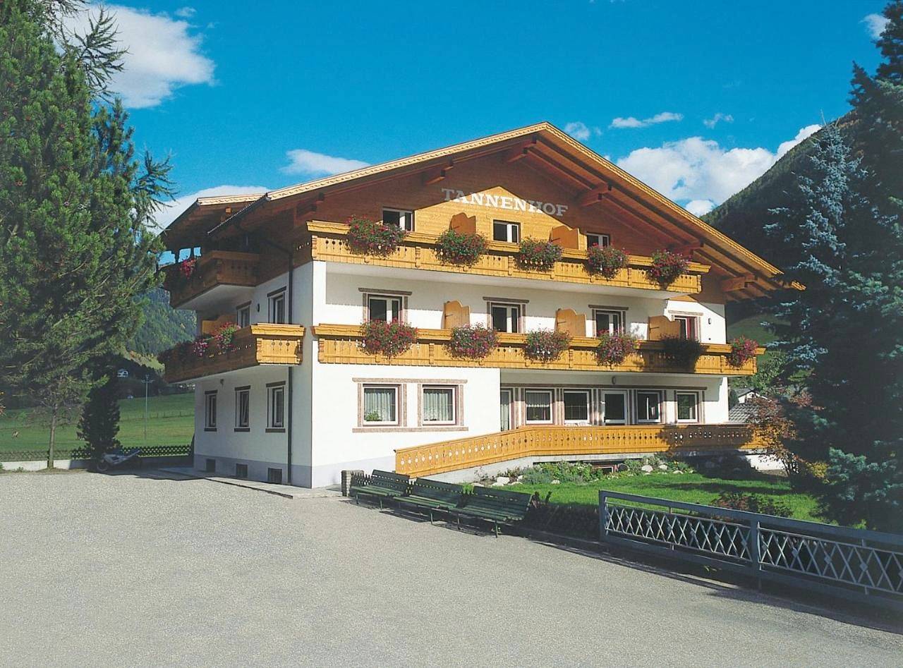 Pension Tannenhof in St. Johann im Ahrntal, Ahrntal