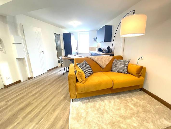 Gîte pour 6 personnes, avec jardin à Hauteville-Lompnes - 3