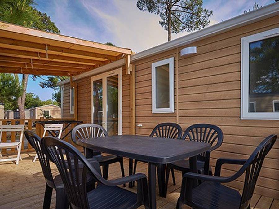 Camping Atlantic Club Montalivet - Mobilheim 6 personen - Comfort | 3 Zi. | 6 Pers. | Erhöhte Terrasse | 1 Bad | Klimaanlage | Tv in Vendays-Montalivet, Lesparre-Médoc und Umgebung