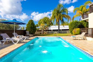 Holiday Rental for 8 People in Peyia, South Cyprus, Photo 1