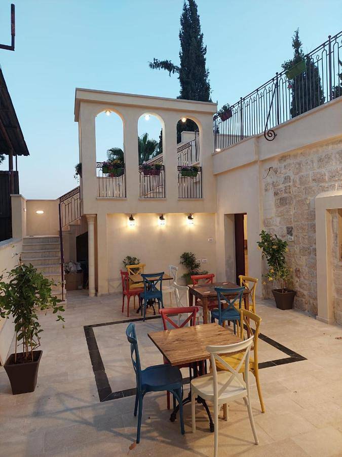 Chambre d’hôte pour 4 personnes, avec terrasse et vue - 1