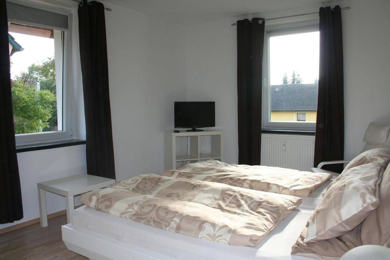 Ganze Wohnung, Three-Bedroom Apartment in Stöckheim- Leiferde, Braunschweig