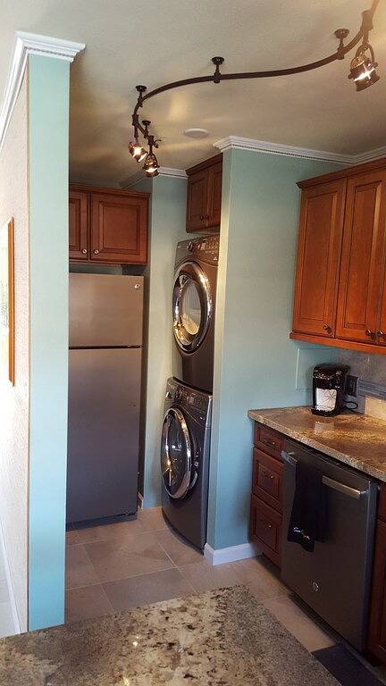 Vacation rental for 4 people, with hot tub and yard as well as balcony in Kailua-Kona