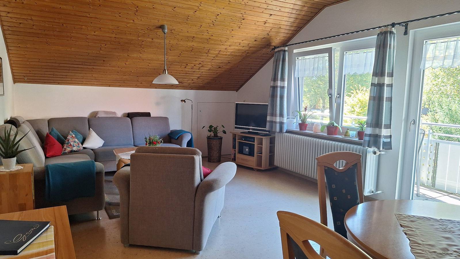 Ganze Ferienwohnung, Ferienwohnung/ 2 Schlafräume/ Dusche, Wc in Isny im Allgäu, Region Bodensee-Oberschwaben