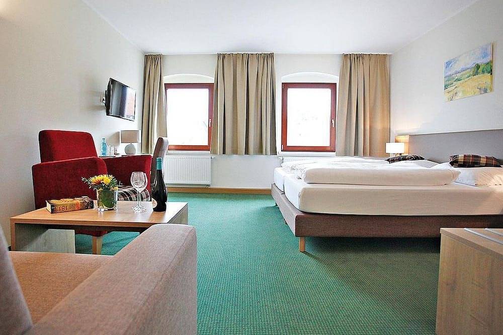Doppelzimmer, Dusche, Wc - Gasthof Hillig in Bad Gottleuba-Berggießhübel, Elbsandsteingebirge