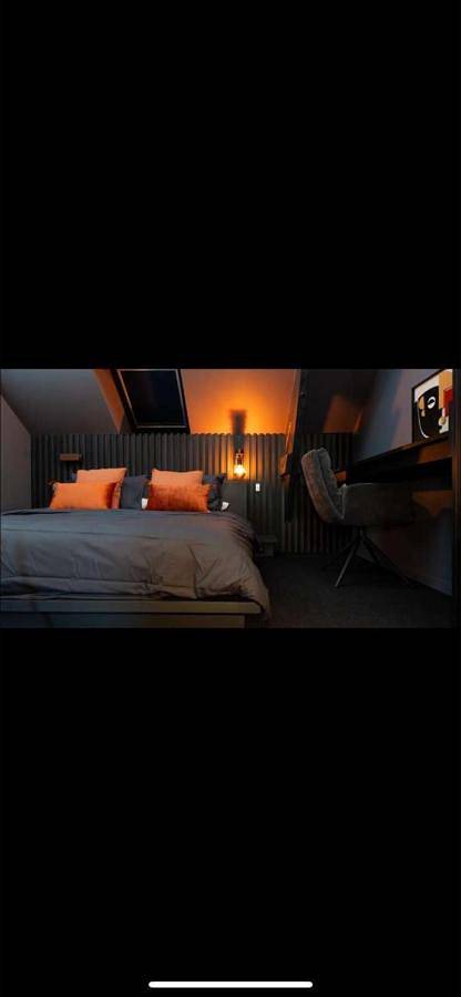 Gîte pour 3 personnes, avec jacuzzi à Épône - 4