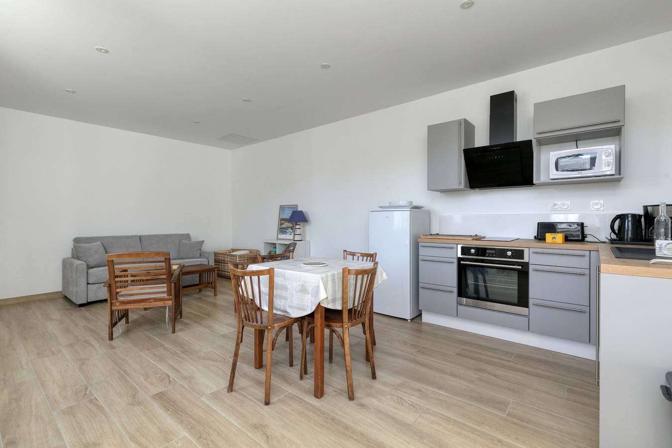 Villa 'Marais Salants 350m De La Mer' with Wi-Fi in Batz-sur-Mer, Côte d'Amour