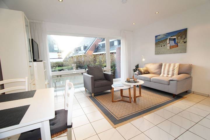 Ferienwohnung für 2 Personen, mit Terrasse in Wenningstedt - 2