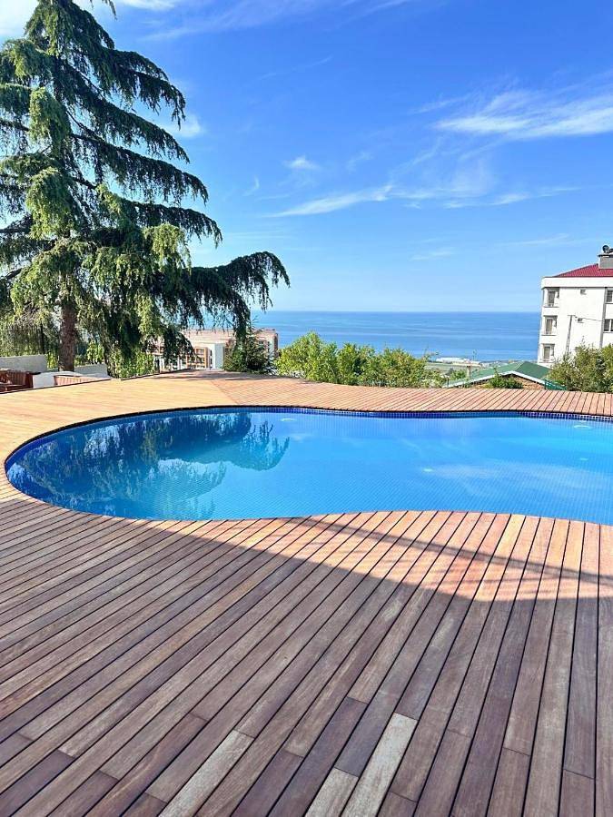 Ferienwohnung für 15 Personen, mit Ausblick und Garten sowie Pool - 1
