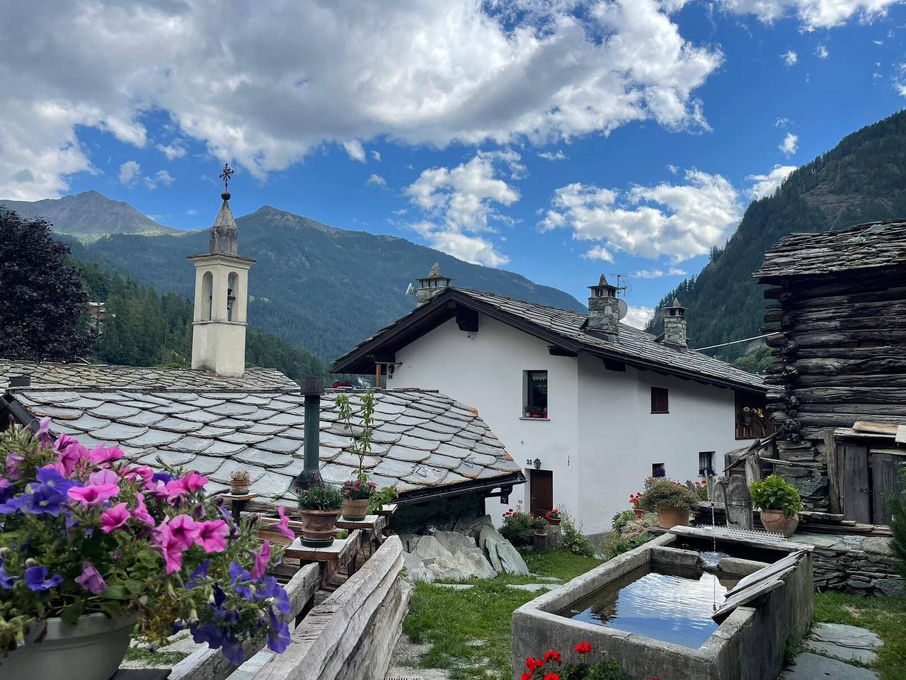 Apartamento 'Tillier Valtournenche' con Vista a la Montaña, Balcón y Wi-Fi in Breuil-Cervinia, Valtournenche