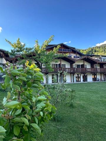 Ferienhaus für 2 Personen, mit Sauna und Seeblick sowie Ausblick und Garten in Uttendorf
