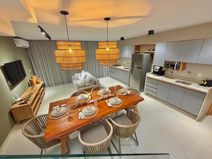 Casas e apartamentos de temporada para 4 pessoas, com piscina e vista e ainda jardim em Praia do Toque