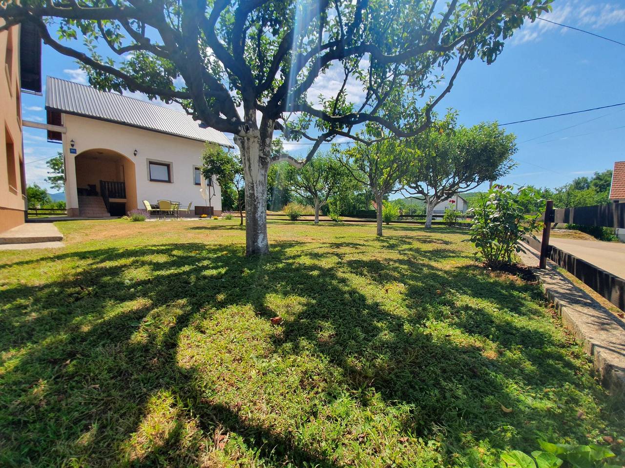 Cabaña en Lovinac cerca de Paklenica in Lovinac, Condado de Lika-Senj