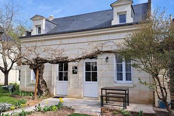 Gîte pour 3 personnes à Savigny-en-Véron