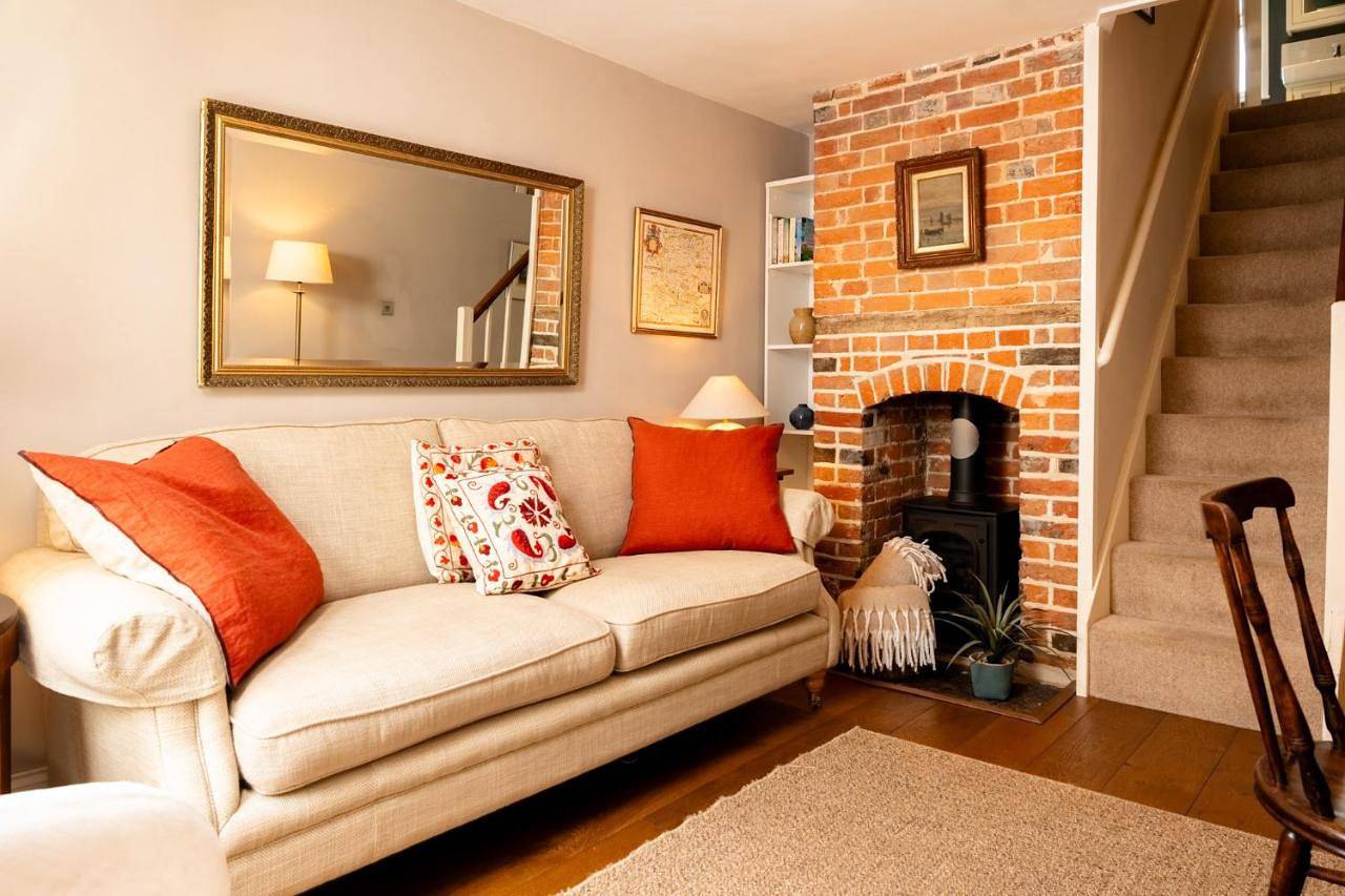 Three-Bedroom House in Lymington, Hampshire