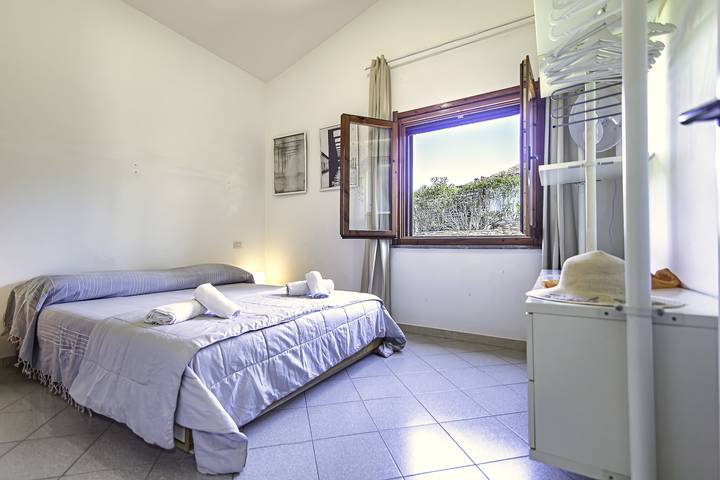 Location de vacances pour 6 personnes, avec terrasse et vue sur l’océan à Stintino - 4