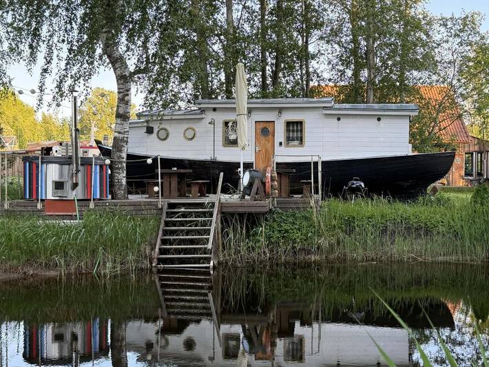 Location de vacances pour 2 personnes, avec vue ainsi que terrasse et sauna à Pärnu