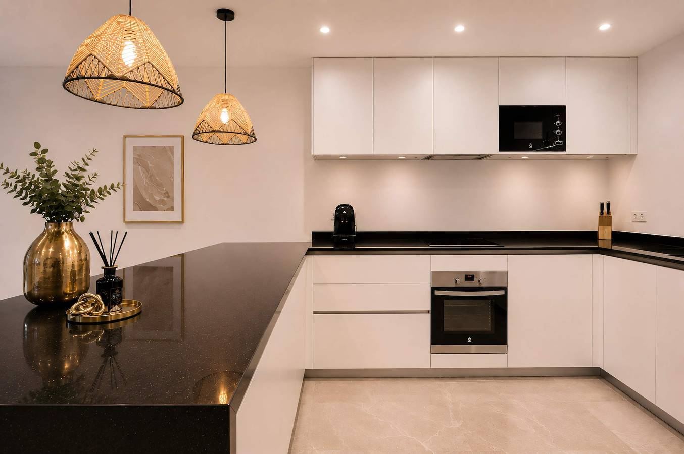 Appartement entier, Appartement de vacances pour 4 personnes avec piscine in Nueva Andalucia Golf Valley, Marbella