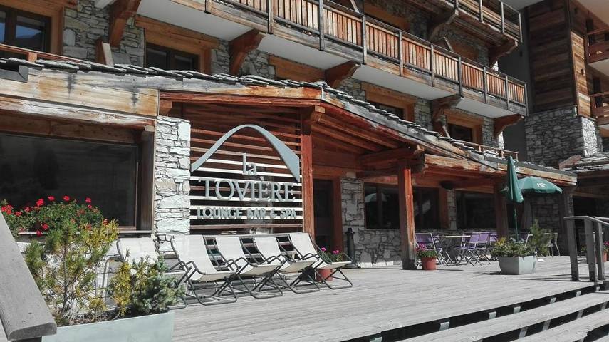Hôtel pour 2 personnes, avec piscine ainsi que terrasse et vue à Val-d'Isère
