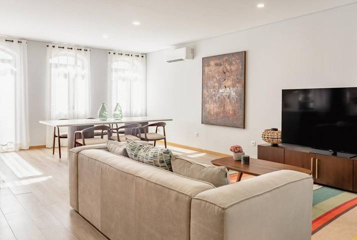 Vacation rental for 5 people, with Balcony and Hot tub as well as Children pool in Northern Portugal