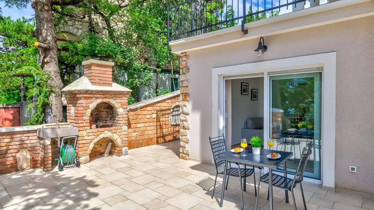 Cijeli apartman za odmor, Ferienwohnung für 4 Personen (45 m²) in Novi Vinodolski in Novi Vinodolski, Primorsko-goranska županija
