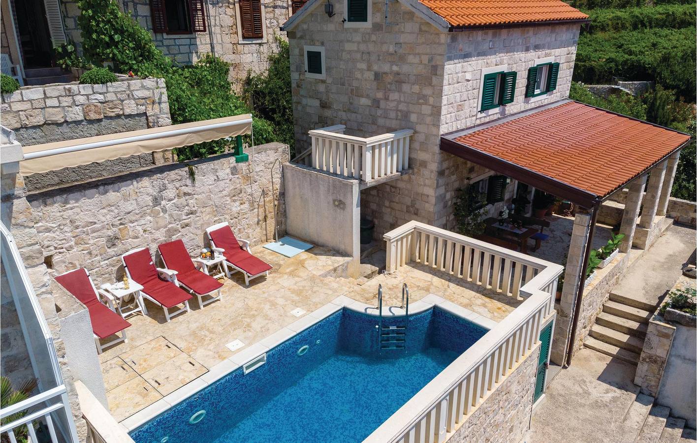 Appartement chic avec terrasse, piscine et à 200 m du bord de mer in Dubrovnik-Neretva