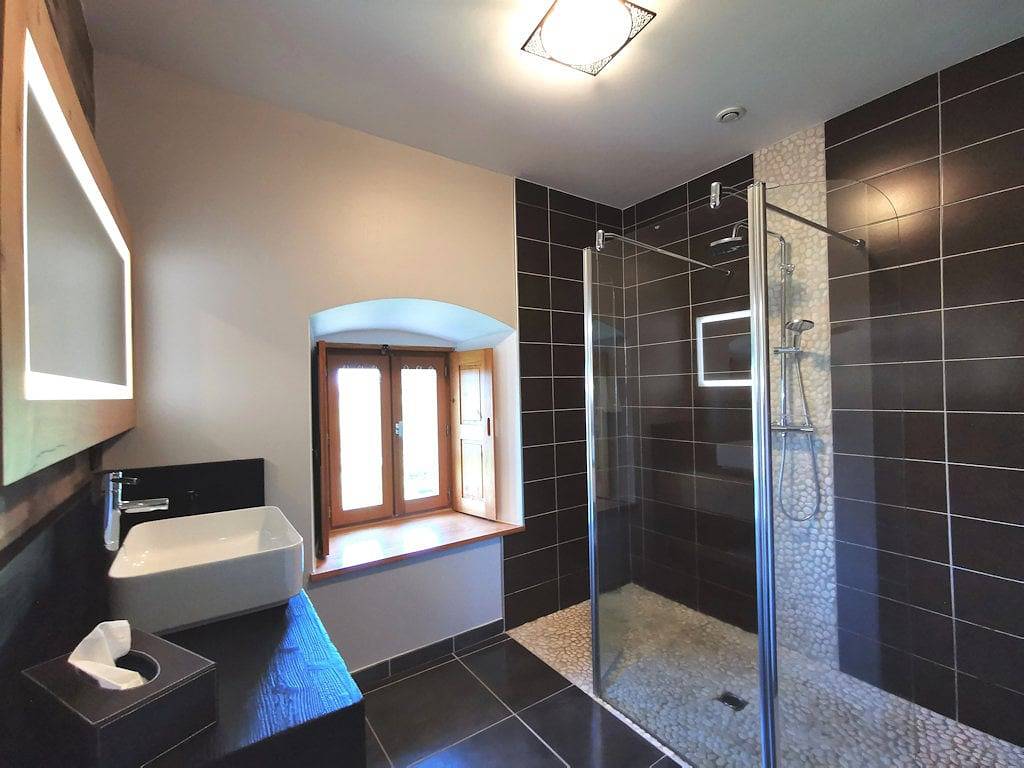 Le Clos des Pierres Rouges - Chambre Chez Léontine in Saint-Privat-d'Allier, Haute-Loire