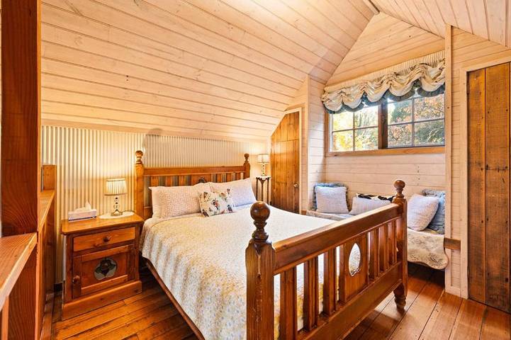 Bed and breakfast for 2 personer, med have og jacuzzi - 1