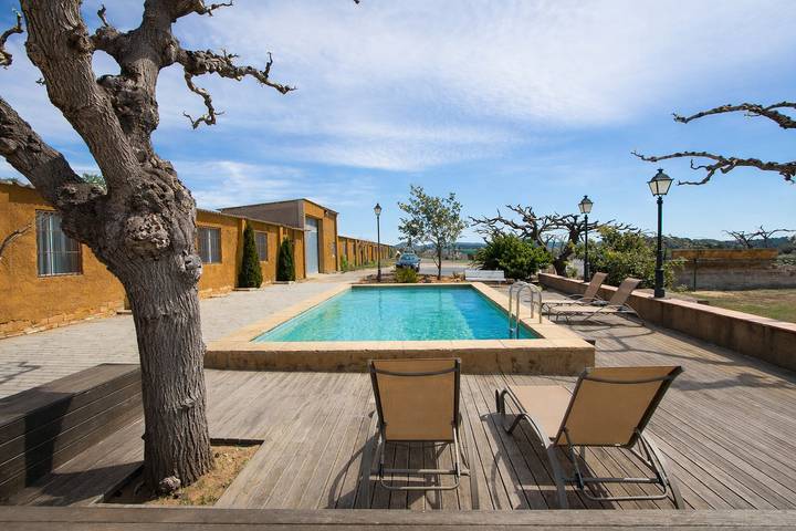 Casa rural para 13 personas, con Balcón además de Terraza y Jardín en Aleixar - 4