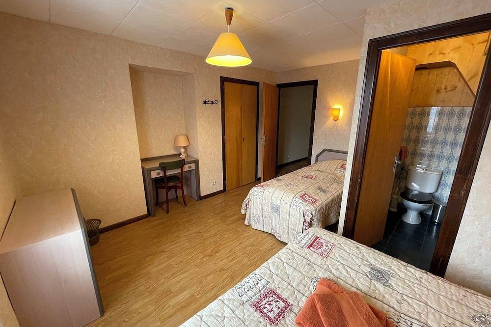 Appartement entier, Gite Paquerette avec Spa et Piscine in Saint-Jean-de-Sixt, Région d'Annecy