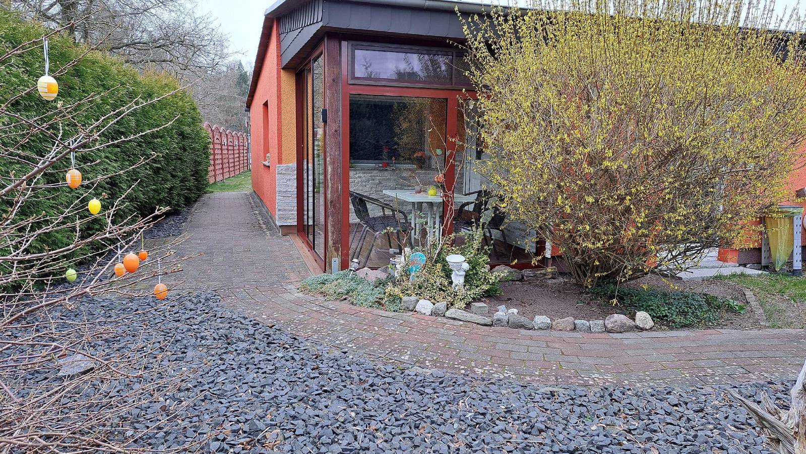 Charmantes Ferienhaus in Altwarp komplett umzäunt in Altwarp, Stettiner Haff