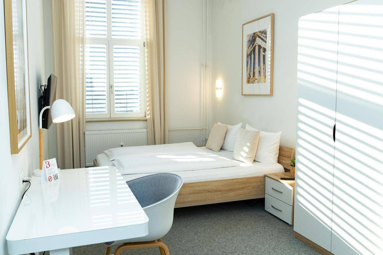 Best Boarding House - Self Check-in - Kostenfreie Parkplätze in Hanau, Main-Kinzig-Kreis