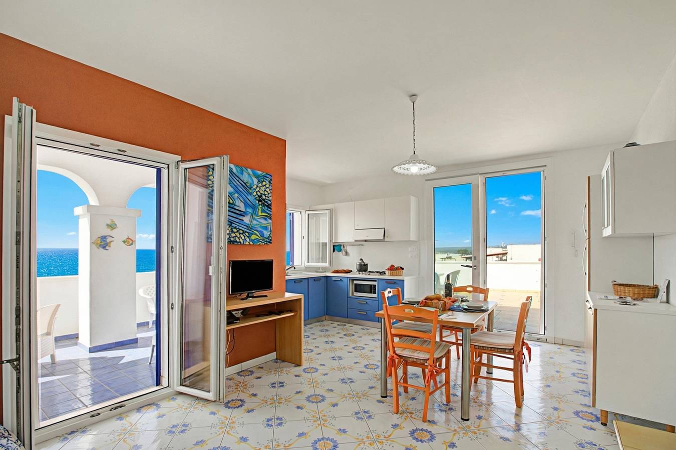 Penthouse Azzurra Sea View Near Beach in Torre Vado, Golf von Tarent