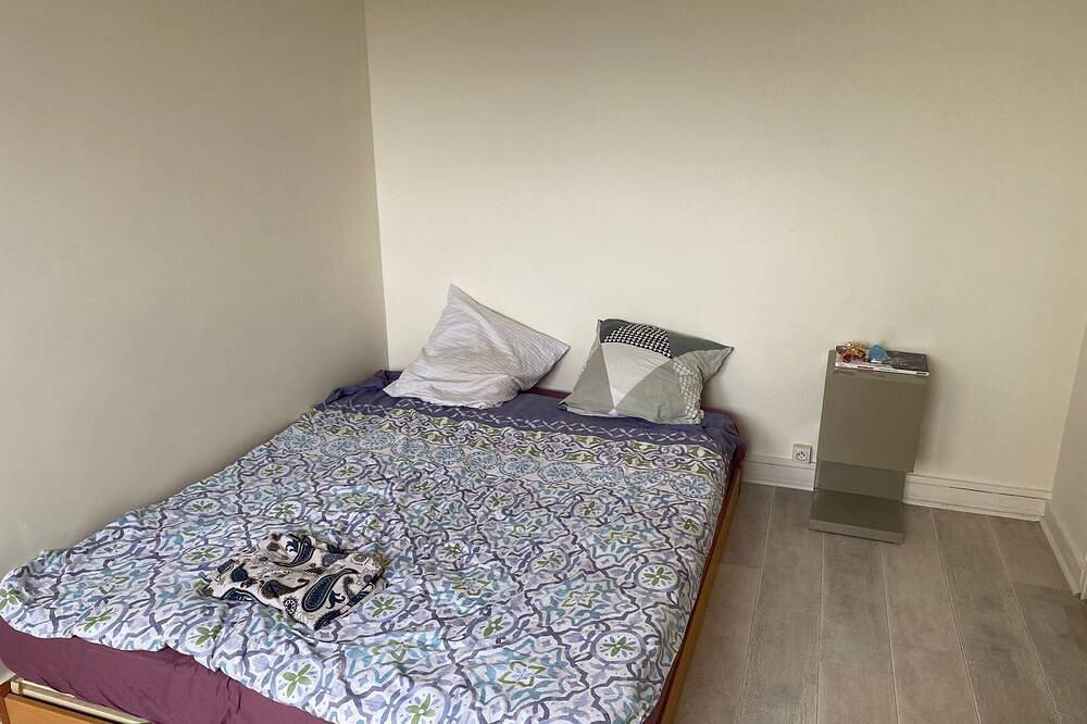 Entire apartment, Bel Appartement Avec vue sur Monuments de Paris in Clamart, Hauts-de-Seine
