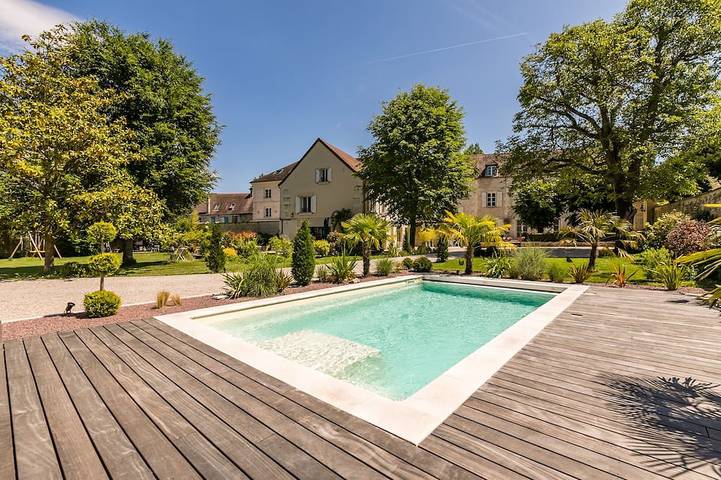 Cottage pour 15 personnes, avec jardin ainsi que jacuzzi et sauna dans Saintines
