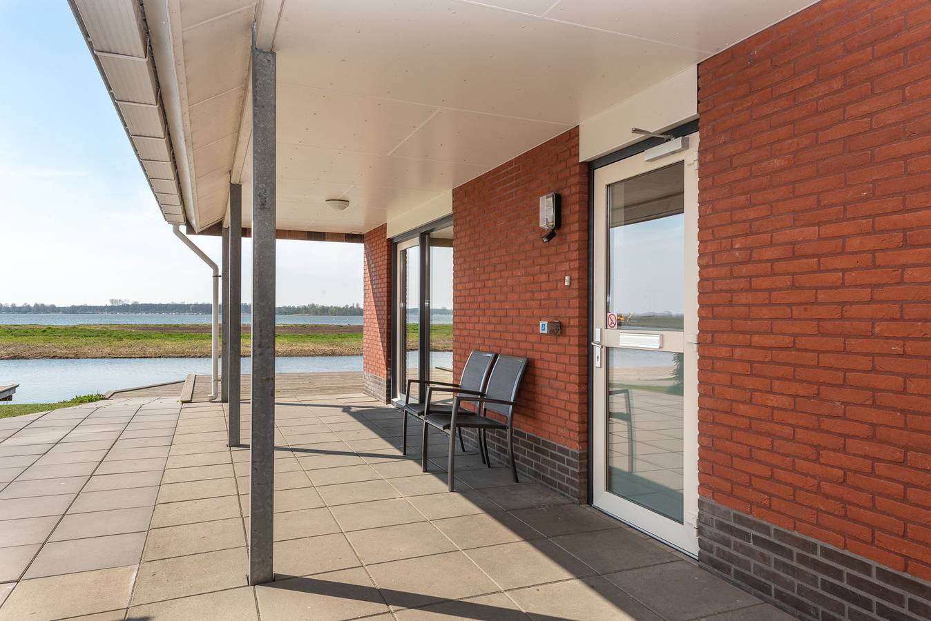 Monda Vakantieparken - Veluwe Strandbad — Bungalow Royal | 10 Personen in Elburg, Veluwemeer