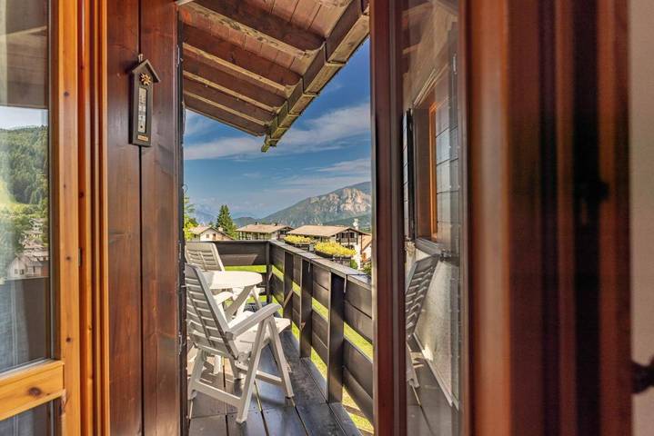 Gîte pour 4 personnes, avec balcon et vue dans Serrada - 2