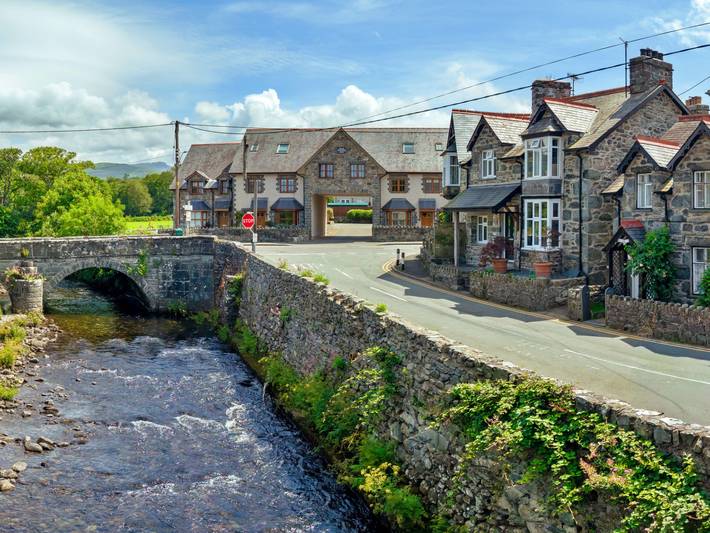 Holiday rental for 5 people in Llanbedr