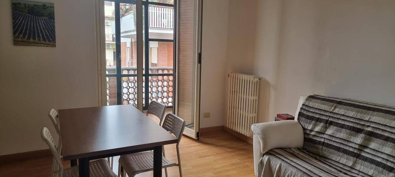 Appartamento intero, Casadei24 in Guidonia Montecelio, Provincia di Roma