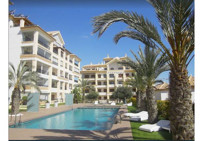 Vakantieappartement voor 5 personen, with Balkon and Whirlpool as well as Kinderzwembad and Sauna in Guardamar del Segura