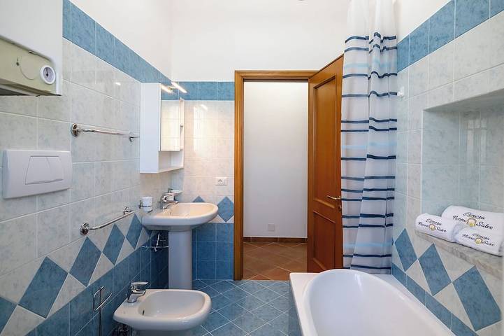 Appartamento intero, Rosy's Room - Furore in San Michele Salerno, Furore