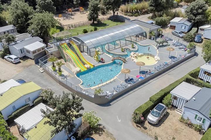 Chalet pour 3 personnes, avec terrasse, animaux acceptés en Vendée - 2