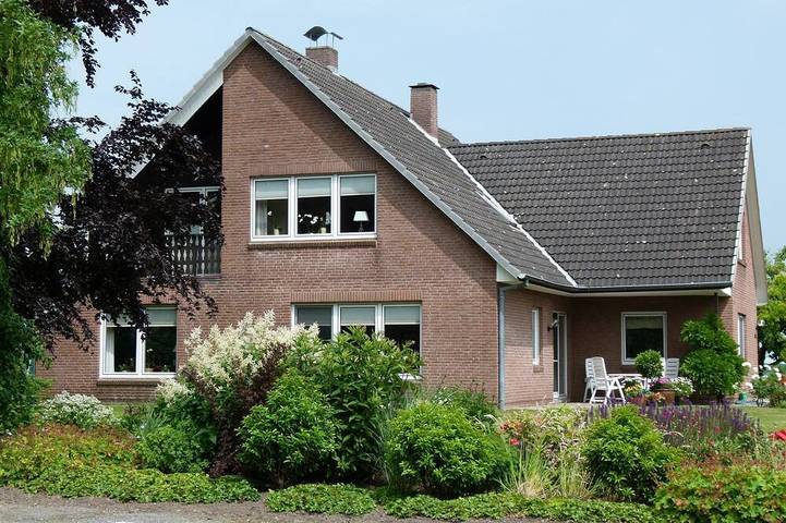 Ferienwohnung für 4 Personen, mit Balkon und Garten - 1