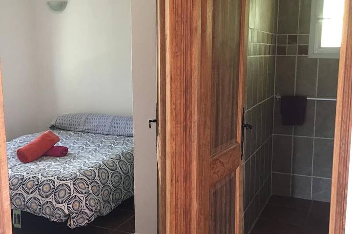 Comfortable villa with private pool 5 minutes from the beach in Zonza, Arrondissement de Sartène
